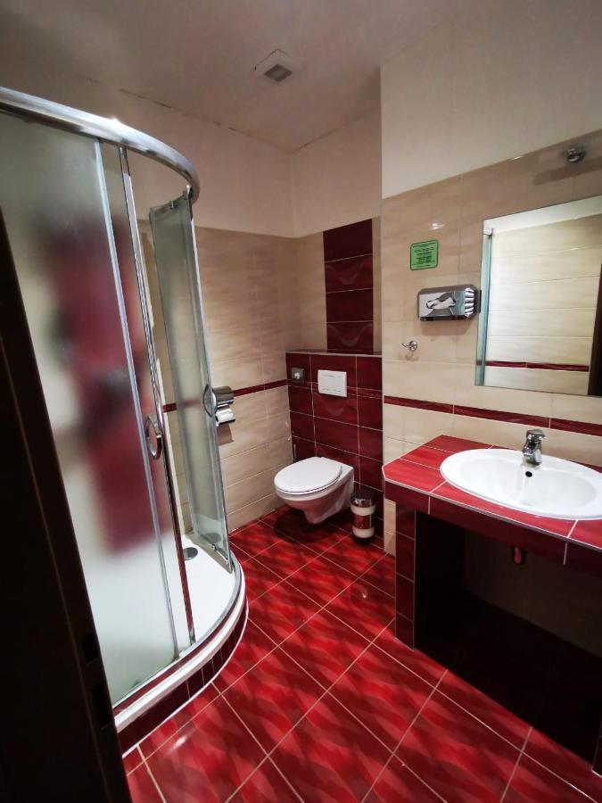 Hotel Palackeho 135 Mělník エクステリア 写真