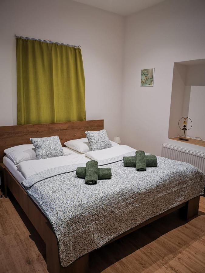 Hotel Palackeho 135 Mělník エクステリア 写真